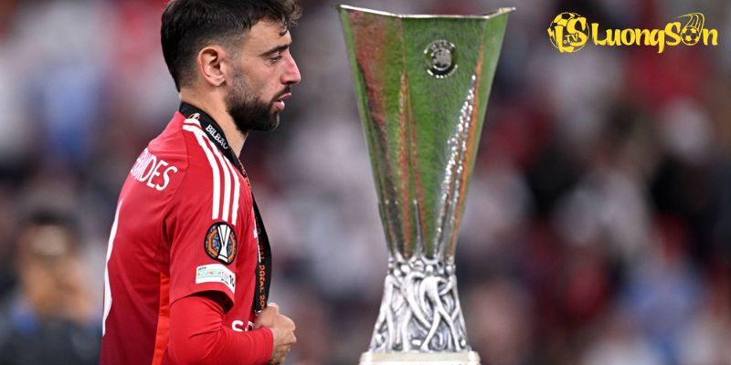 Tương lai ngã rẽ của Bruno Fernandes